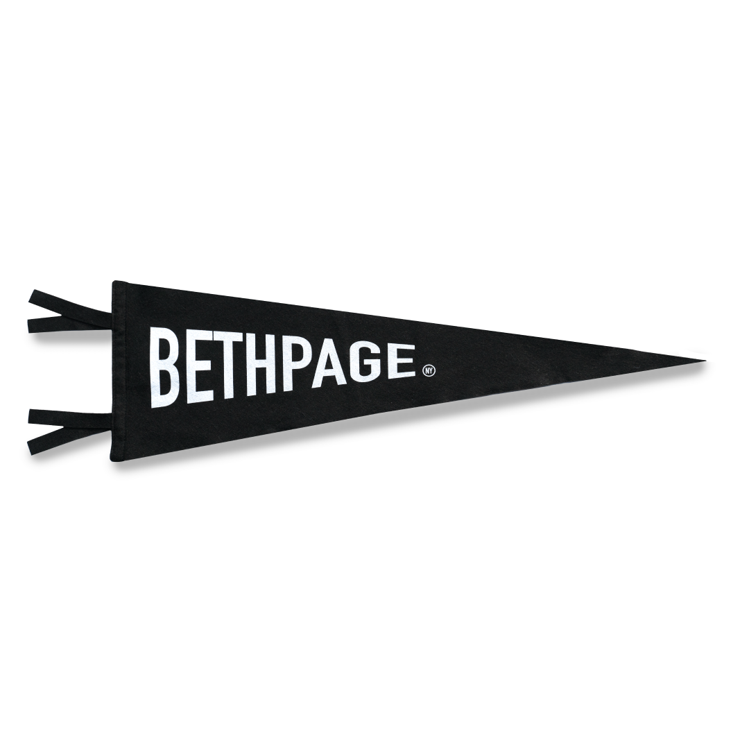 Bethpage Black Pennant LIE + LOFT